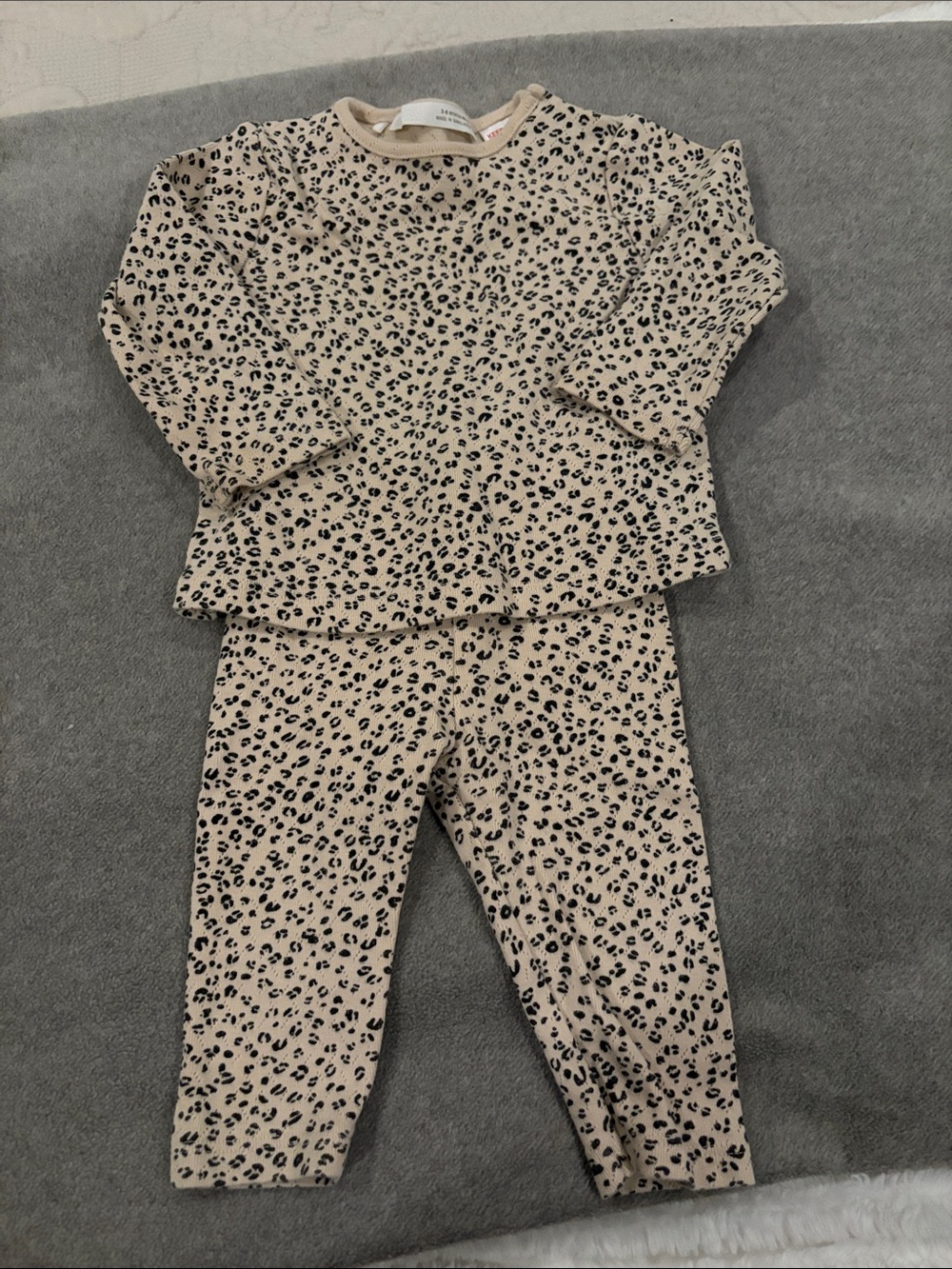 Zara Baby Girl Beige and Black Leopard Print Kids Set - Size 3 to 6 Months